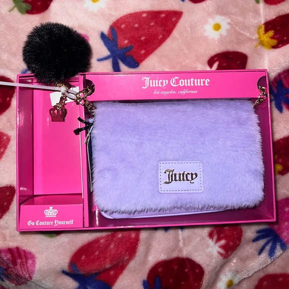 NWT Juicy Couture Flap Gothic Crossbody And Keychain Set - Picture 9 of 10